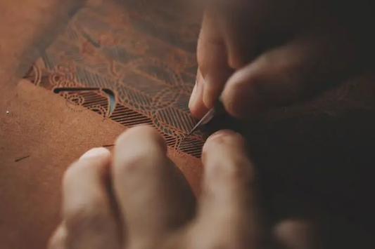 Sustainable Luxury: How Traditional Techniques are Shaping the Future of Luxury Leather Bags