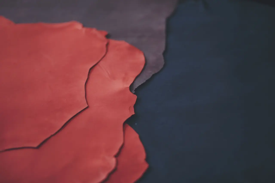 The Journey of a Deerskin into a Fashionable Leather Bag: From Tradition to Trend